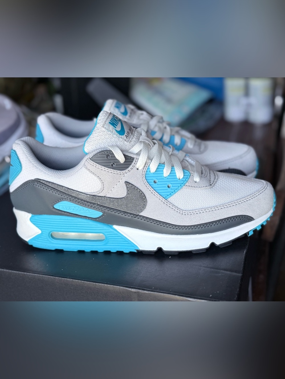 Nike Air Max 90 ‘Blue Lightening’